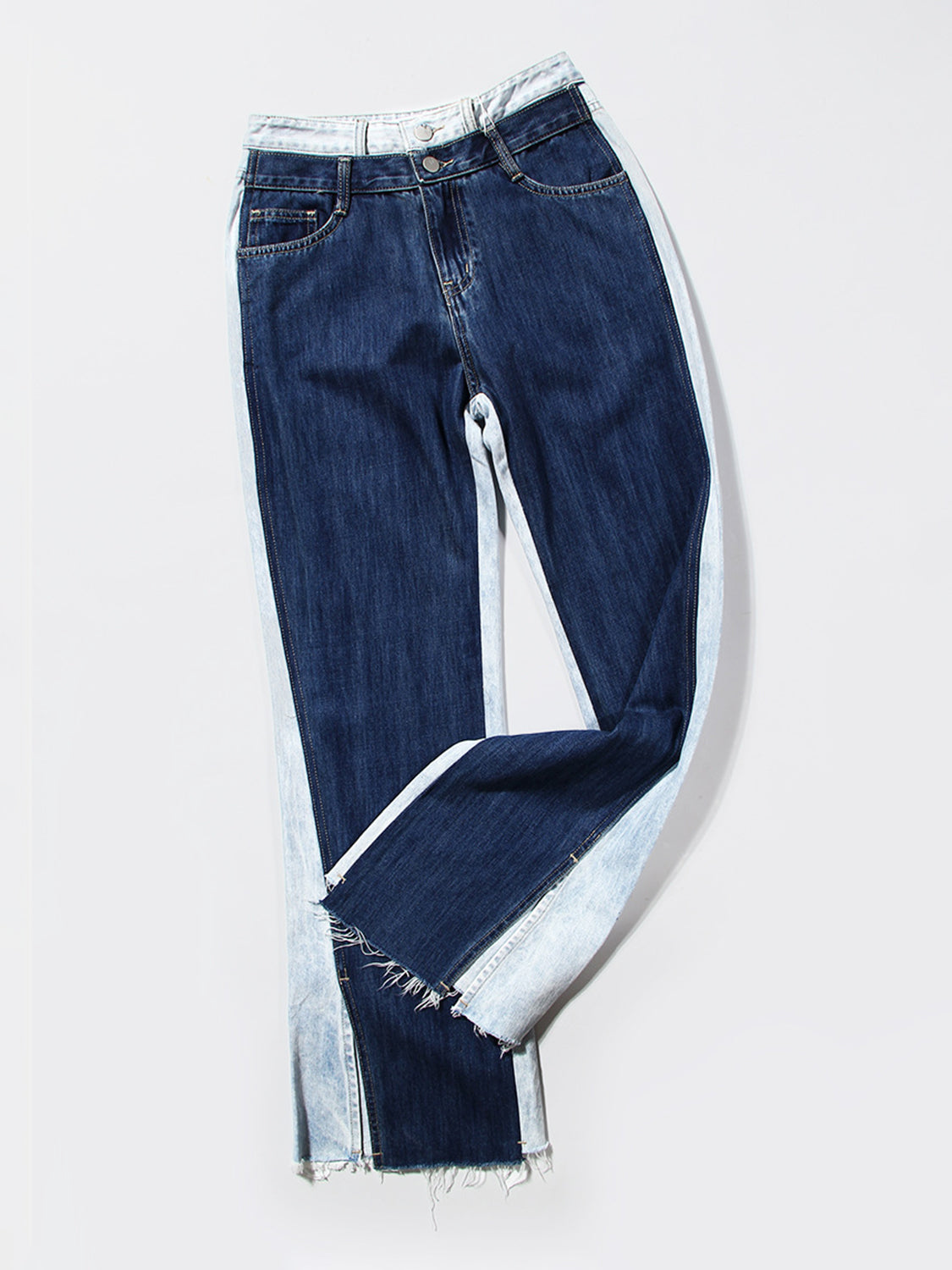 contrast frayed jeans